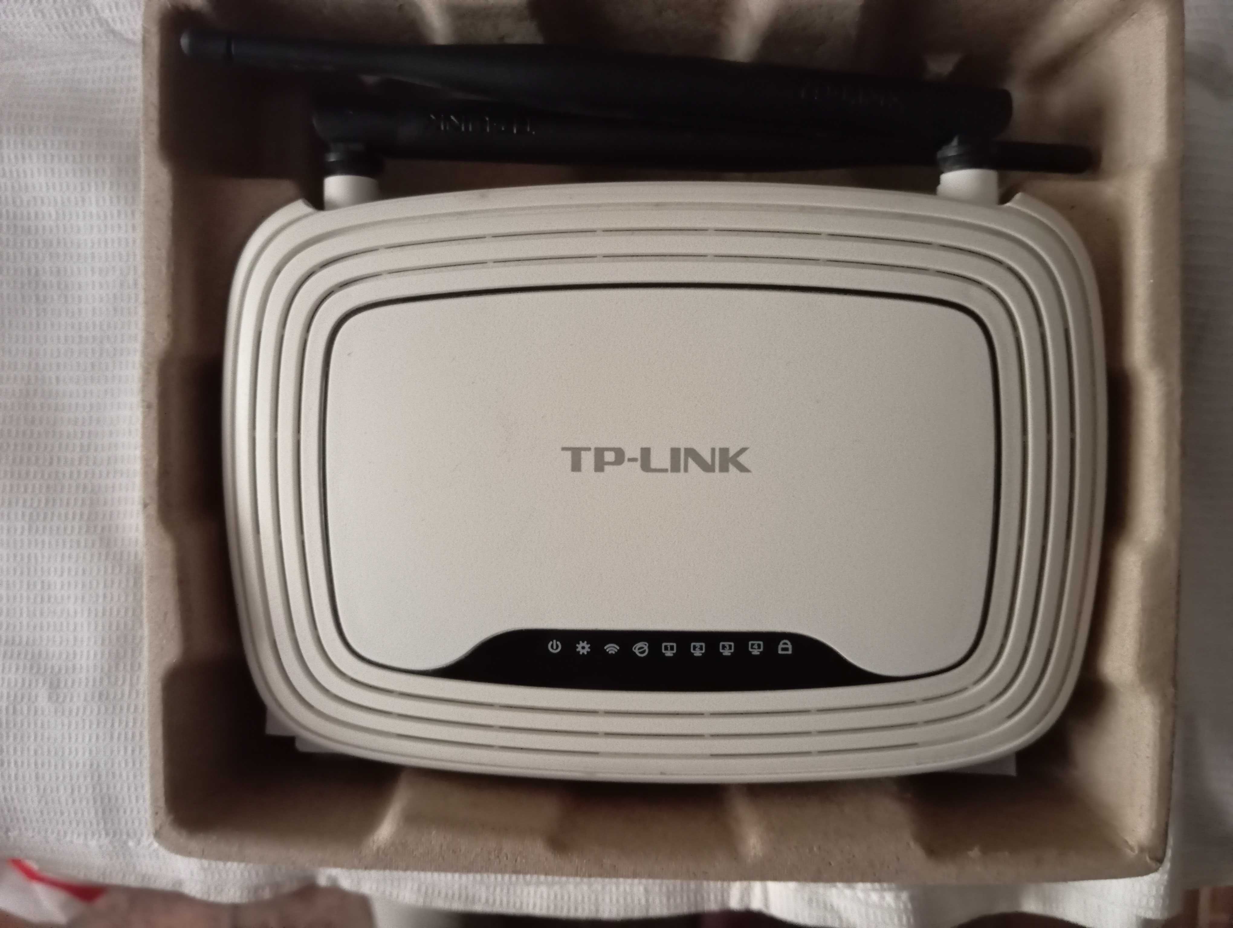 Продам недорого роутер  (маршрутизатор) TP-lINK TL-WR 841N (RU).