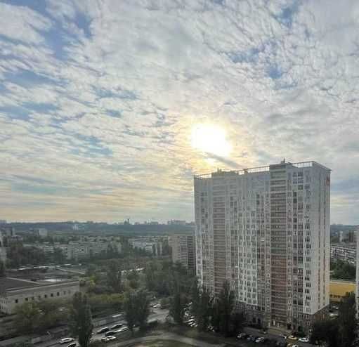 Продаю 1 к.квартиру ЖК Галактика Ліра Лівобер. власник без комісії