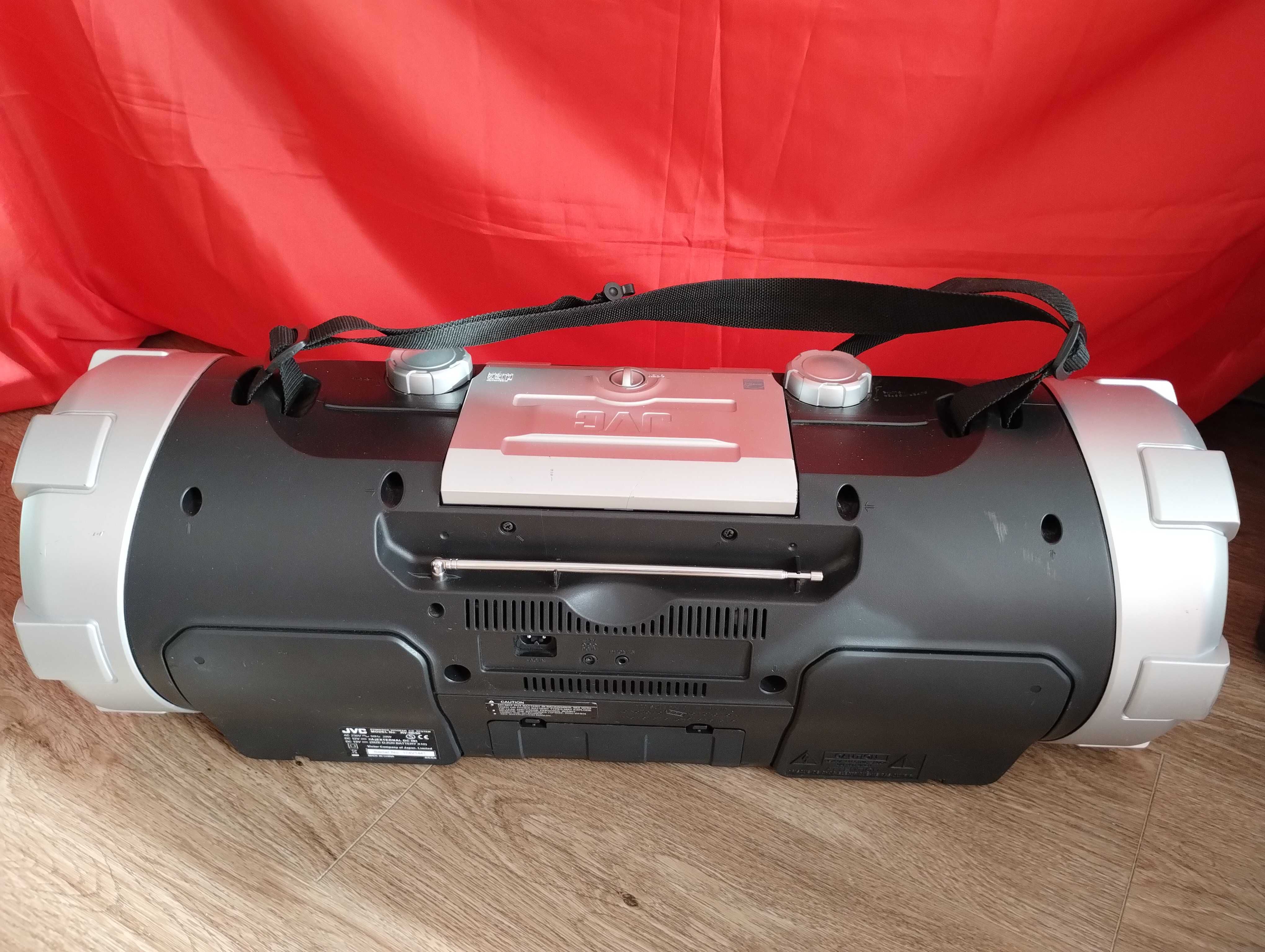 Мощный Бумбластер BoomBlaster JVC ( USB / тюнер / iPod / ЮСБ )