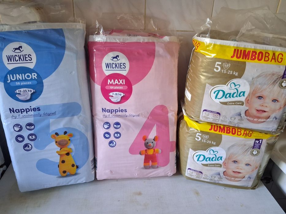 Продам детские памперсы 4,5 производство Германия и Польша