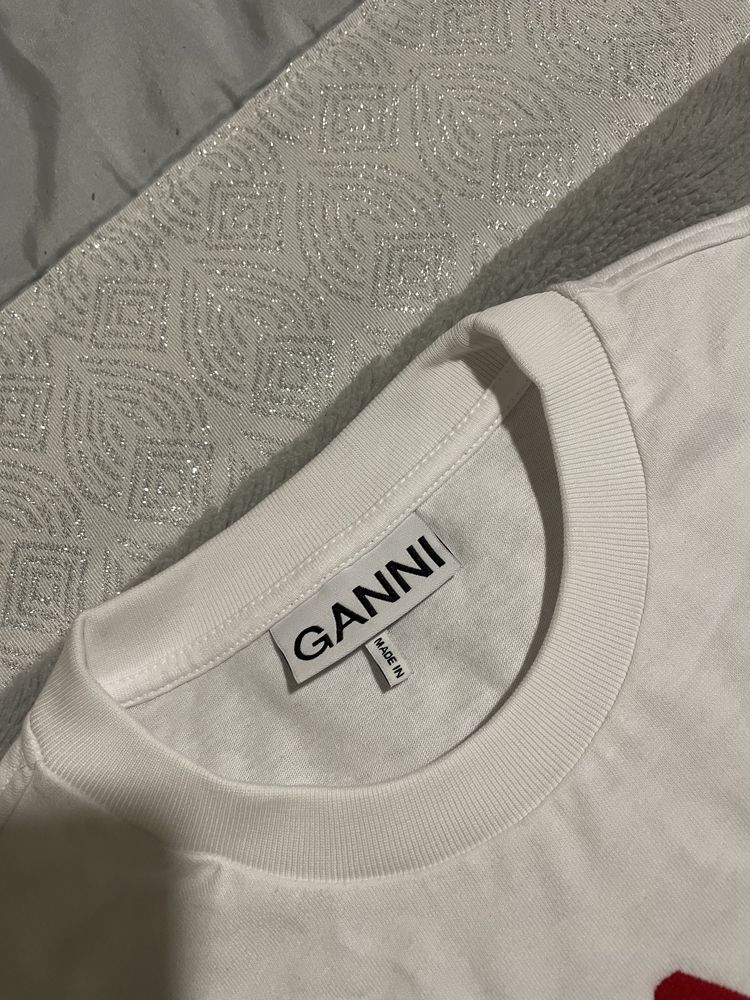 Camisola branca Ganni
