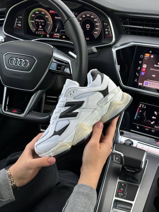 Жіночі кросівки N*w B*lance 9060