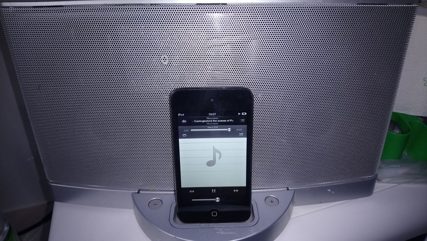 Bose® SoundDock® Series II digital music system z ipadem
