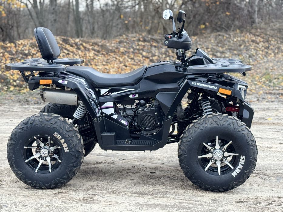 Продам квадроцикл shark 200!!