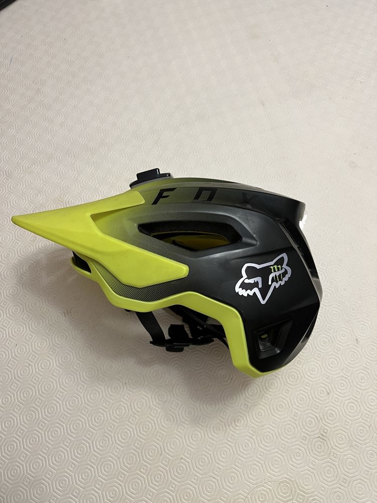 Capacete FOX Speed Frame