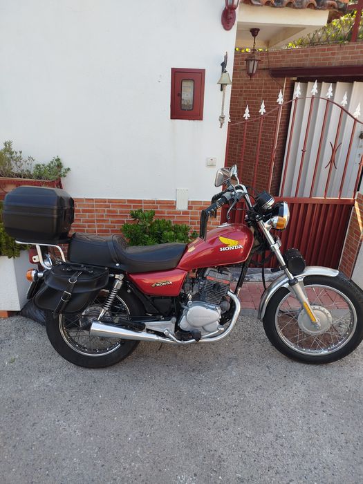 Honda cm 125 bicilimdrica