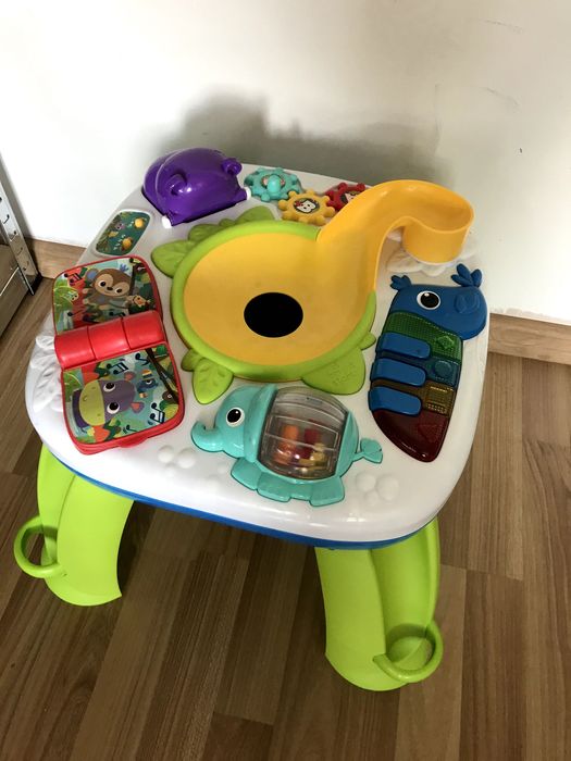 Bright Starts Stolik Edukacyjny z Piłeczkami