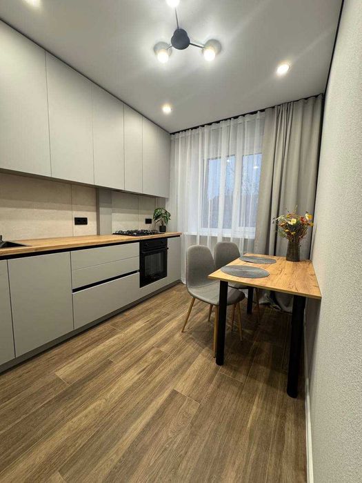 Продаж 2 кімнатної квартири, Вінниця, р‑н. Центр, вул. Магістратська