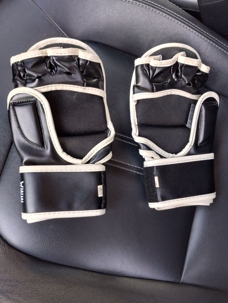 Rękawice MMA Dbx BUSHIDO.