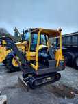 Mini Giratória Volvo EC 15B