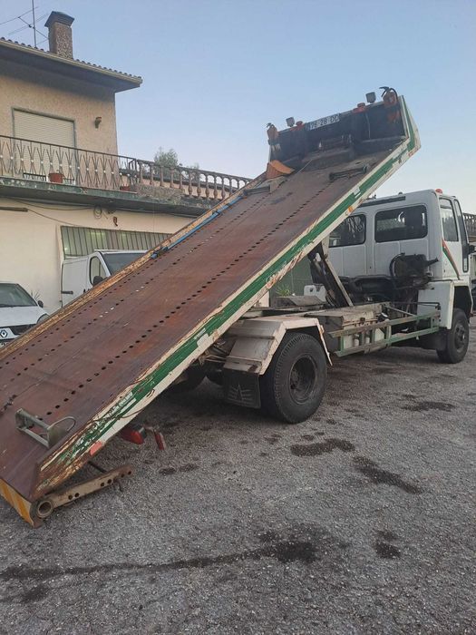 VENDE- SE FORD CARGO