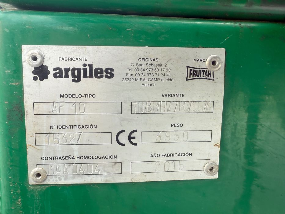 Platforma sadownicza, kombajn do zbioru jabłek