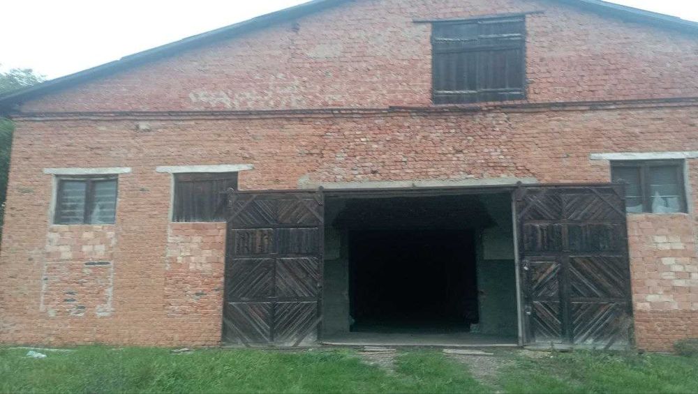 Продається будівля для зберігання та переробки сільськогосп. продукції