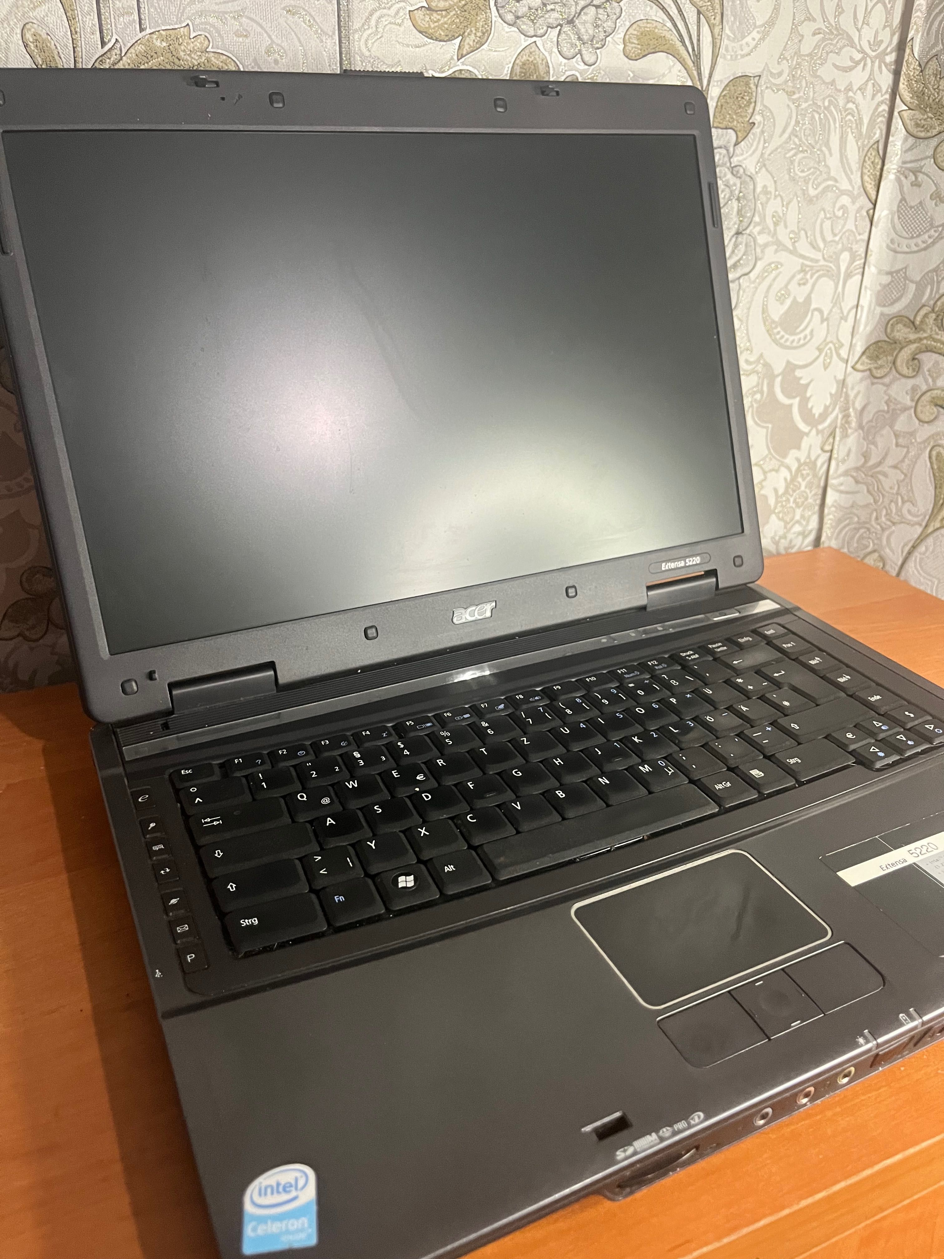 Acer Extensa 5220