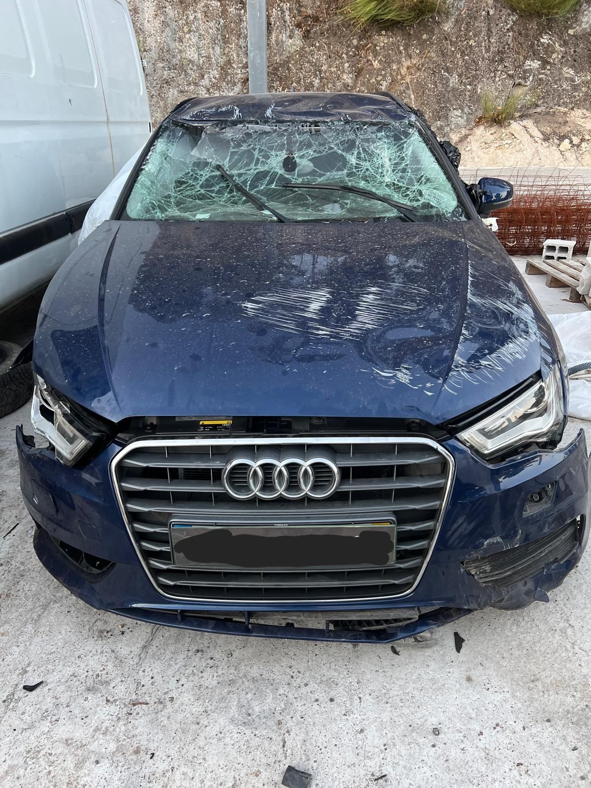 Audi A3 SportBack 1.6 TDI 2019, para peças!