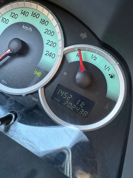 Toyota corolla verso  1.8 benzyna