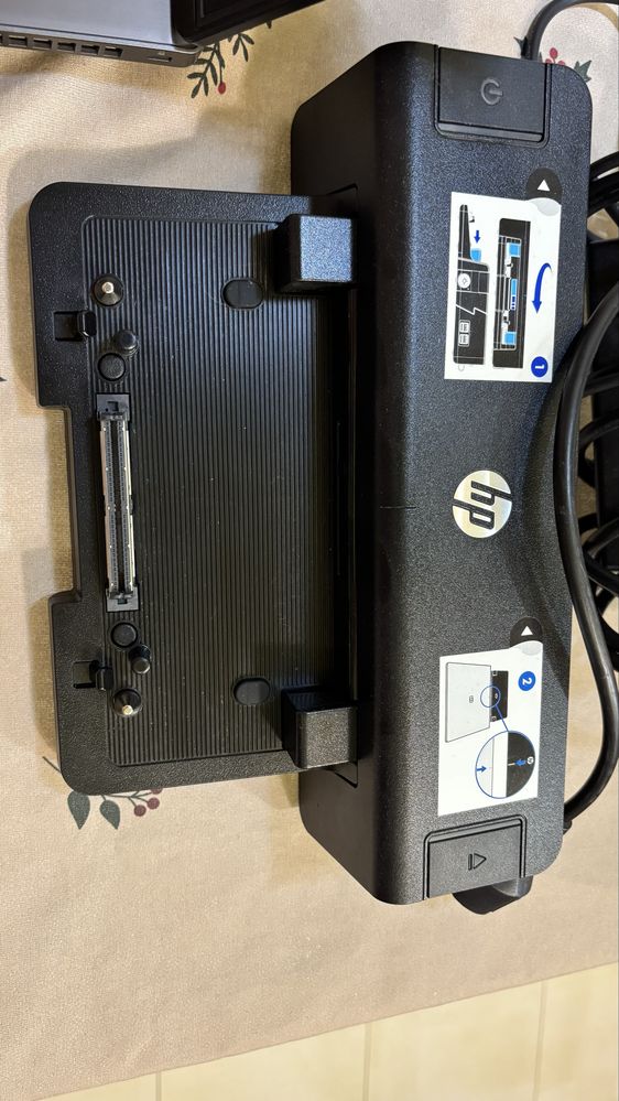 HP probook 6470b + док станція