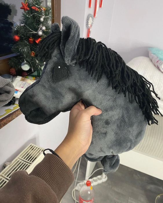 szary hobby horse
