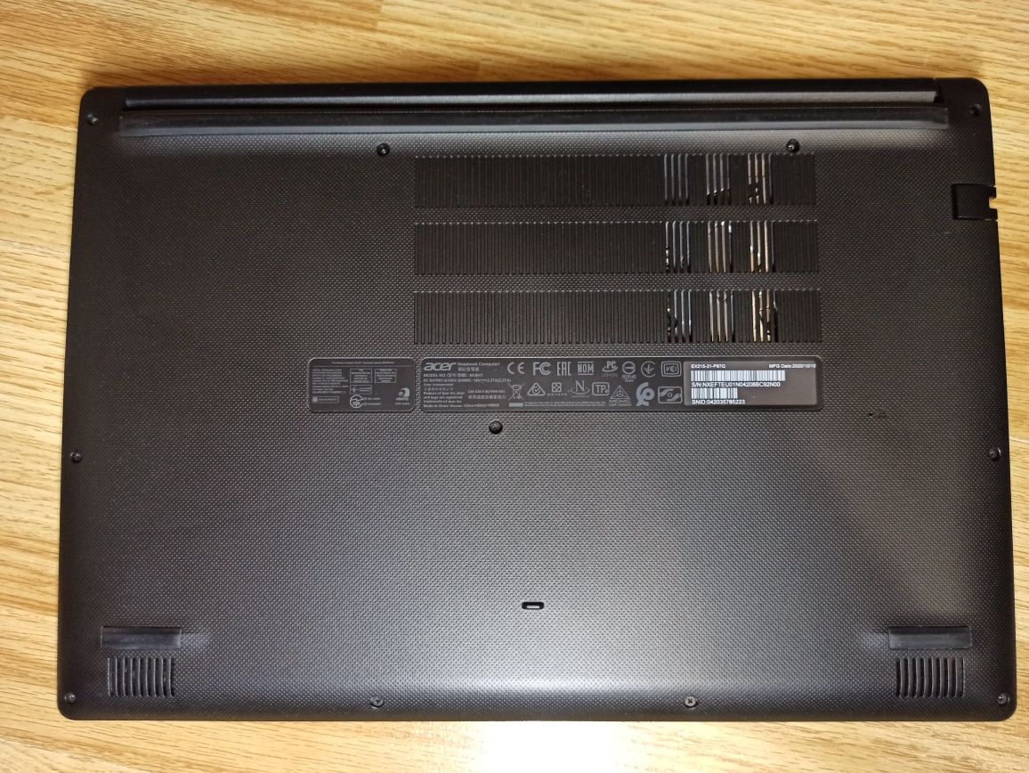 Ноутбук Acer Extensa EX215-31-P87Q