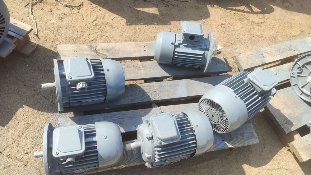 Продам Электромоторы