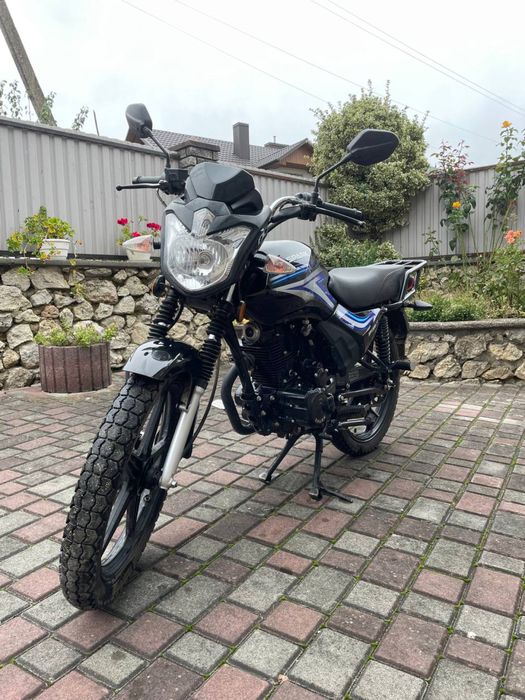 Мотоцикл SPARK SP150R-11