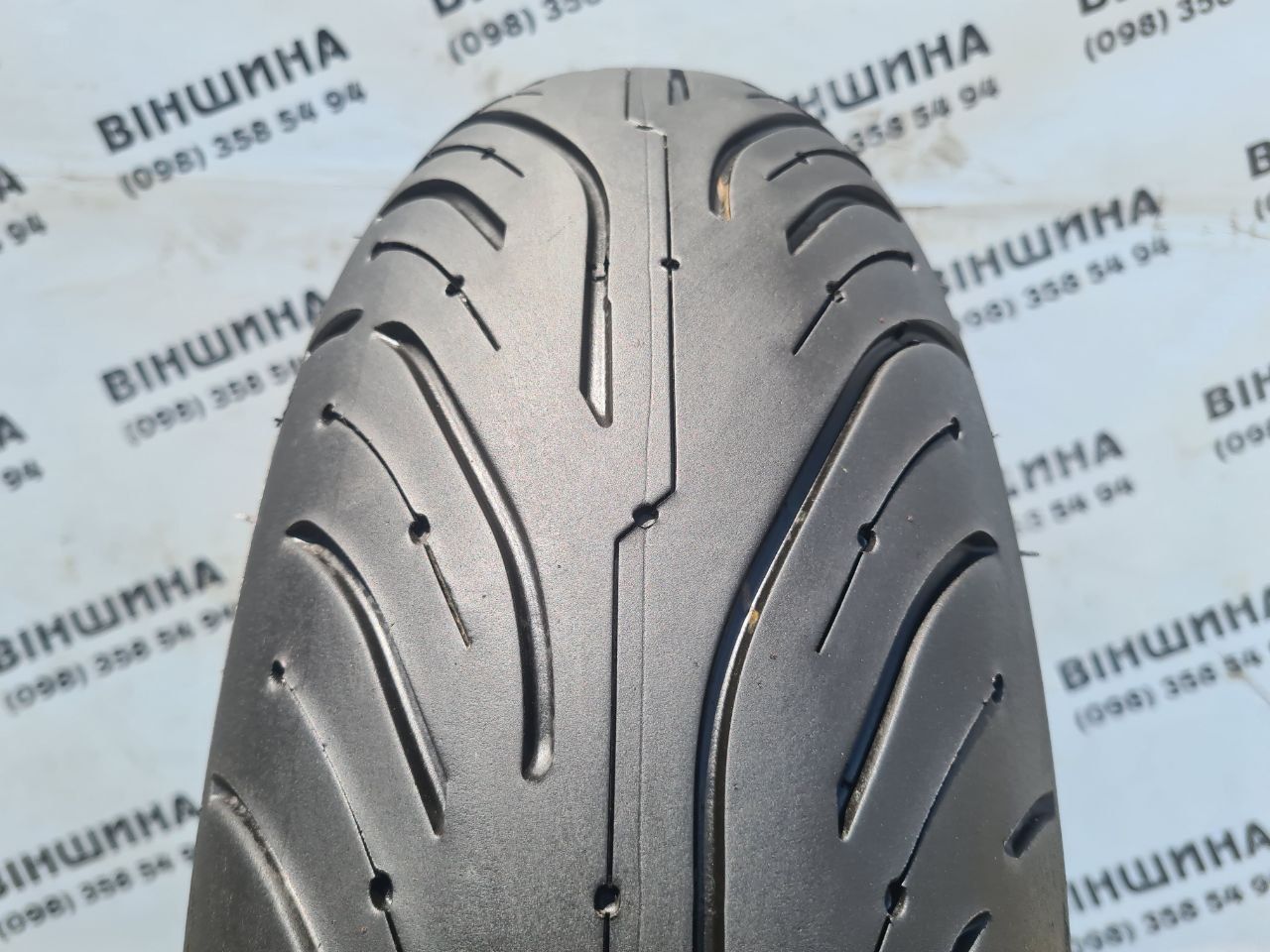 Мото шина 180/55 R 17 Michelin Pilot Road 4 GT. Колеса склад.