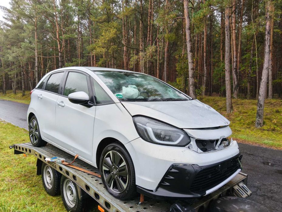 MODEL- 2024 - Hybryda - Benzyna