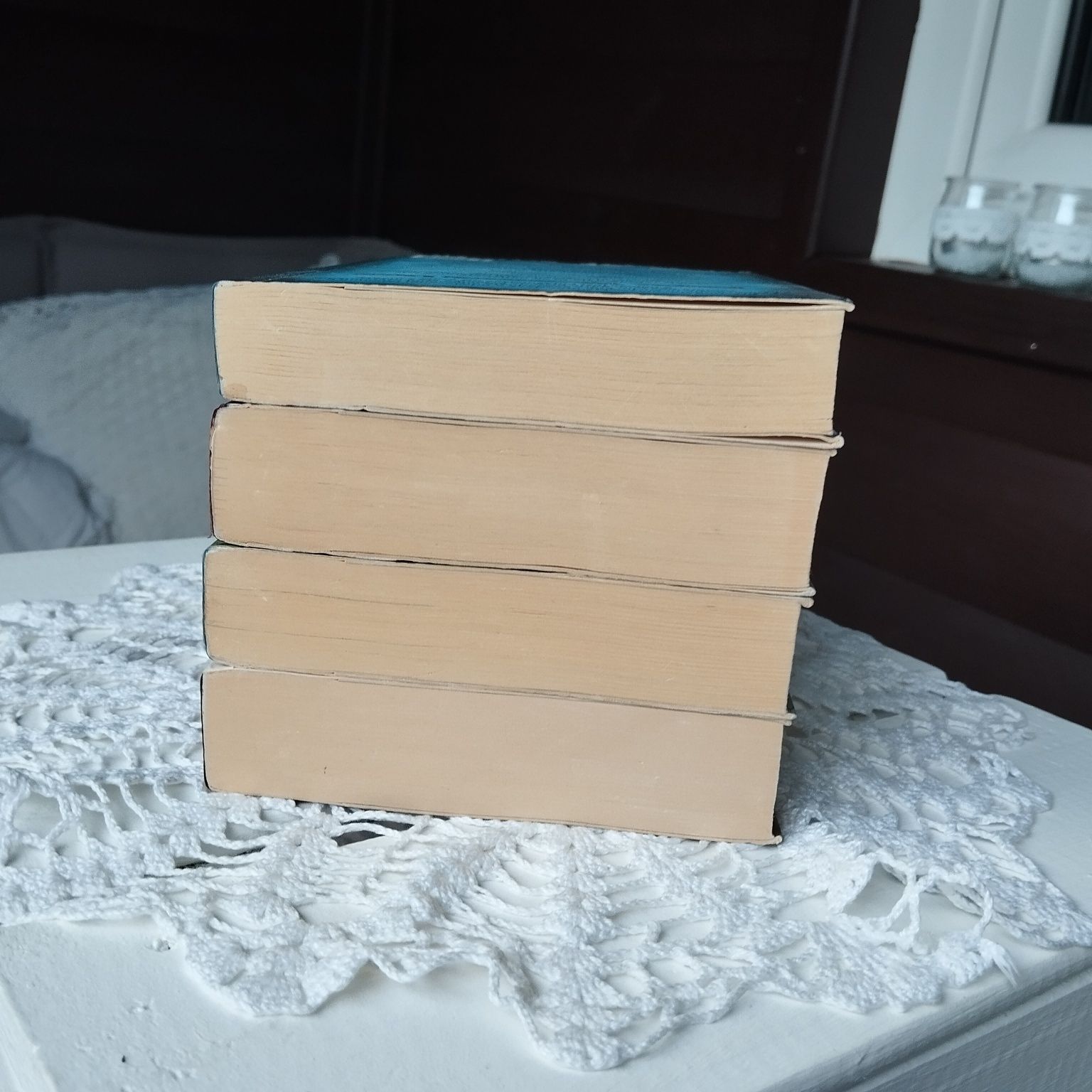 Księga wszystkich dusz Deborah Harkness tomy 1-4