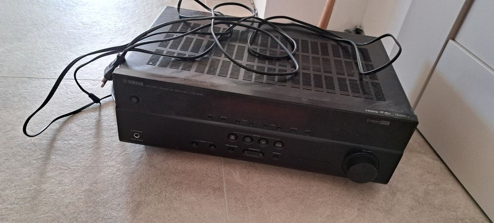 Yamaha HTR 2067 Kino domowe Amplituner + głośniki + subwoofer