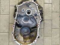 Корпус КПП Toyota Avensis T25 (2003-2008) корпус крышка 5передачи 2108