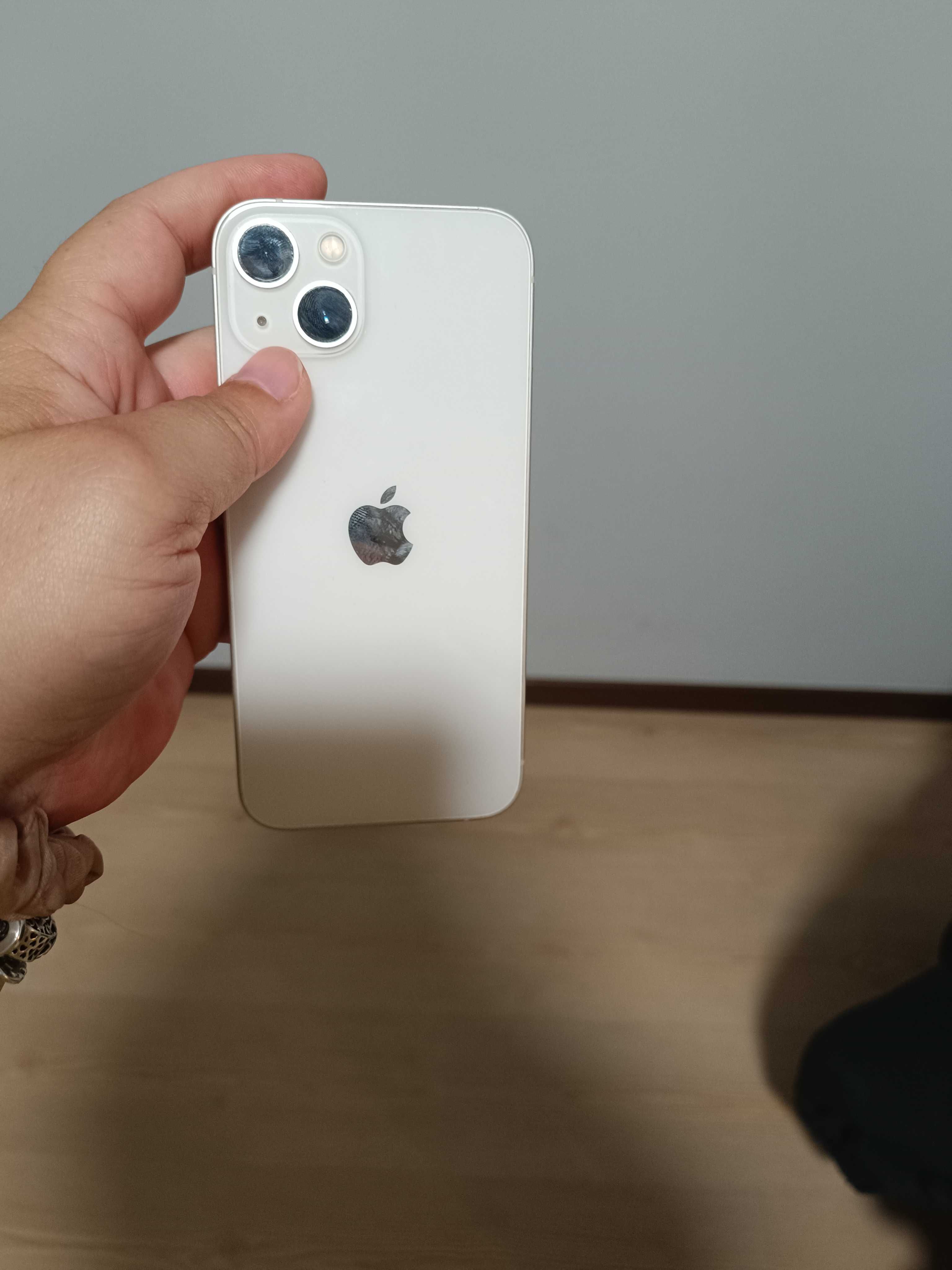 iPhone 13 como novo