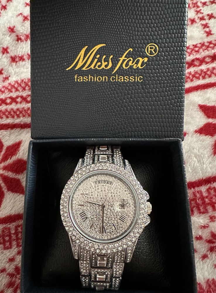 Damski srebrny zegarek Miss Fox