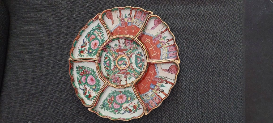 prato de acepipes em porcelana oriental antiga