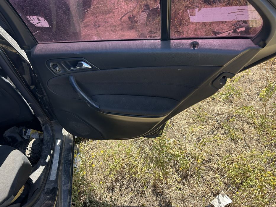 Торпеда Дверні карти Mercedes C-Class W203 + весь салон