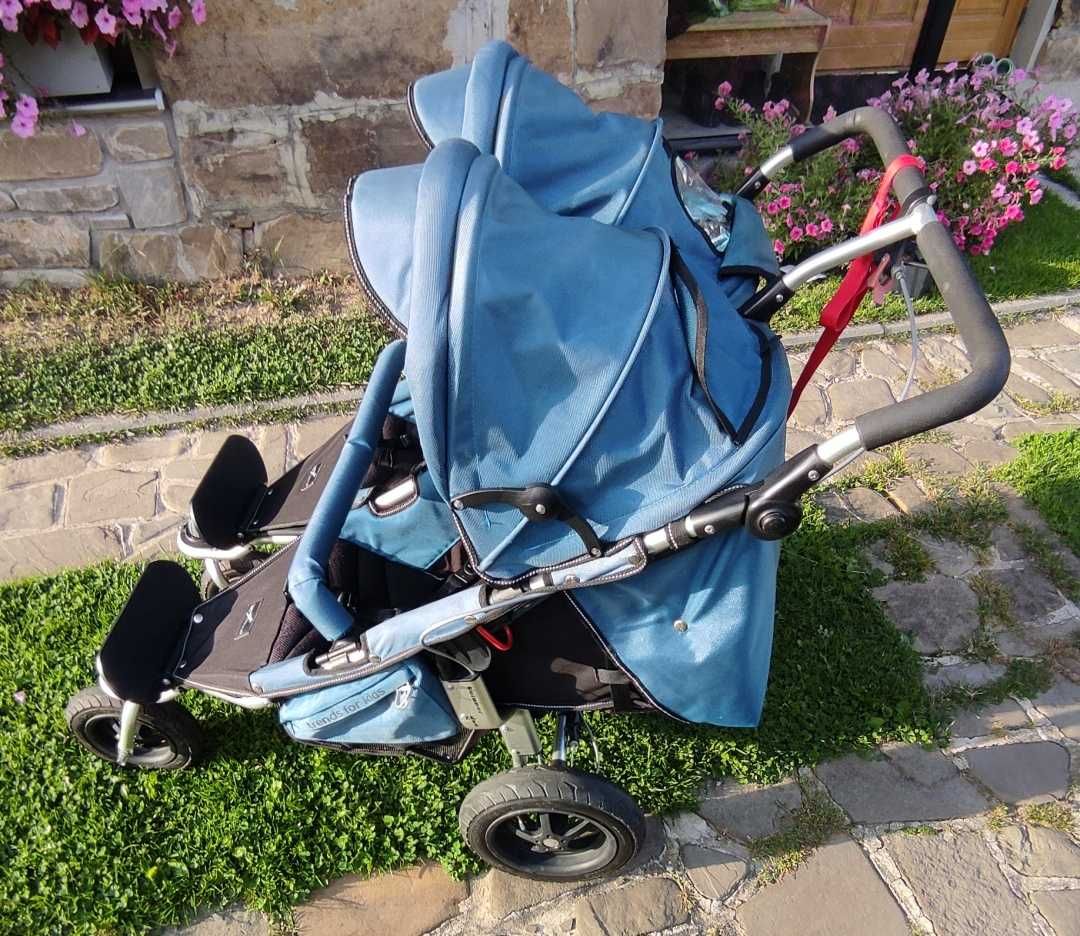 Wózek dwuosobowy TFK TWINNER TWIST DUO + gondole / szerokość ok. 74cm