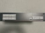 Matriz de video 8x4 Extron