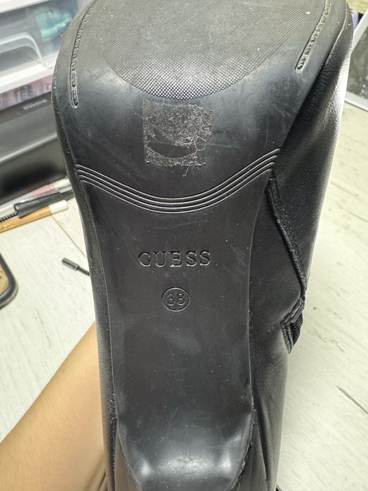 Жіноче взуття на підборах