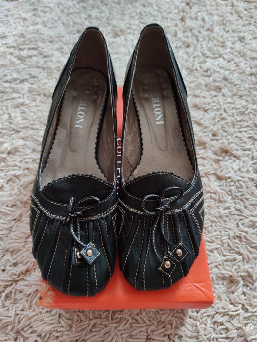 Кожані туфлі Berloni