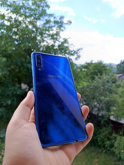 Телефон Самунг а7 2018 року