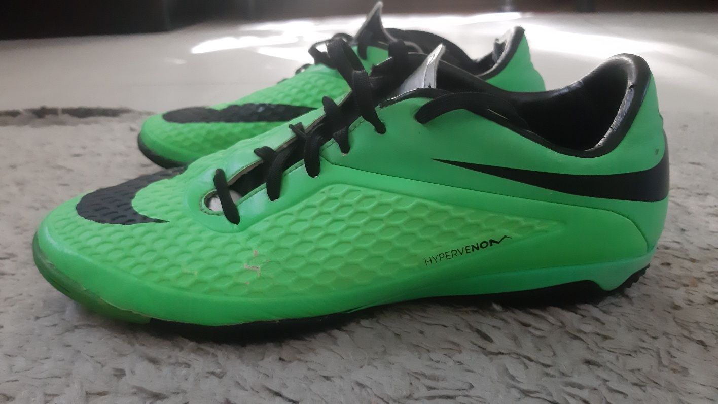 Футзалки nike hypervenom