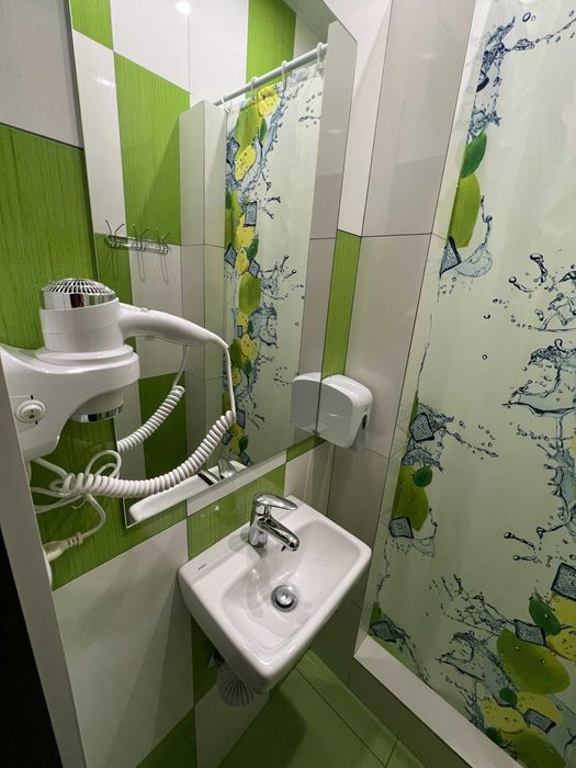 Поселение групп в современный Хостел по пр. Валерия Лабановского, Киев!-9-555.biz.ua