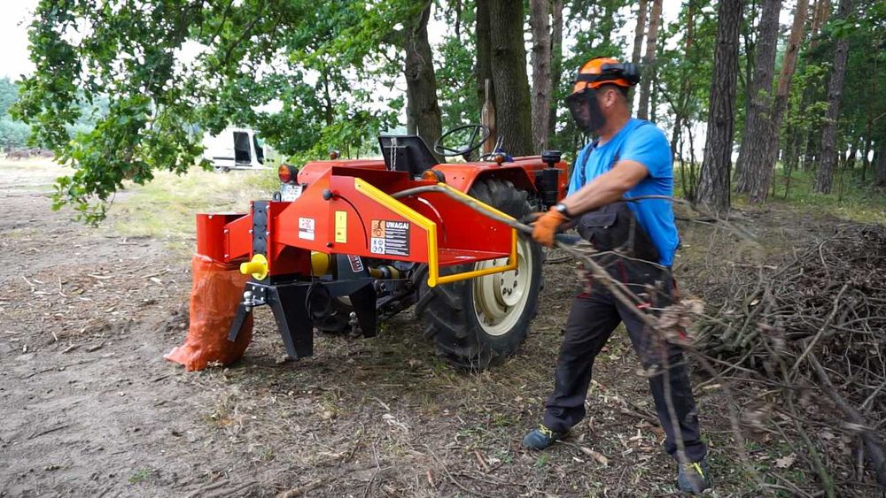 mechanizm Rębak walcowy REMET R-100 == rozdrabniacz do gałęzi