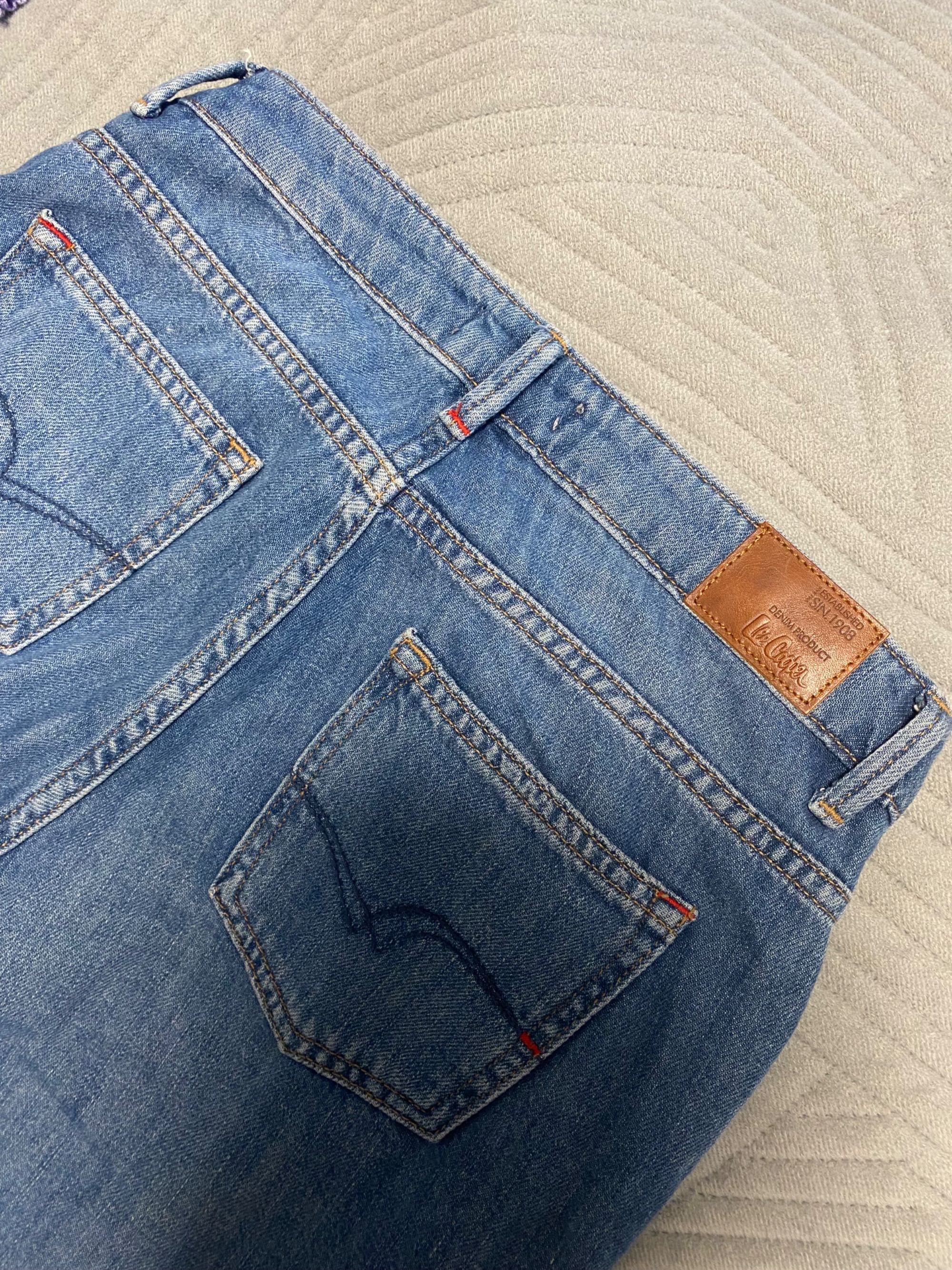 Джинсы Lee Cooper