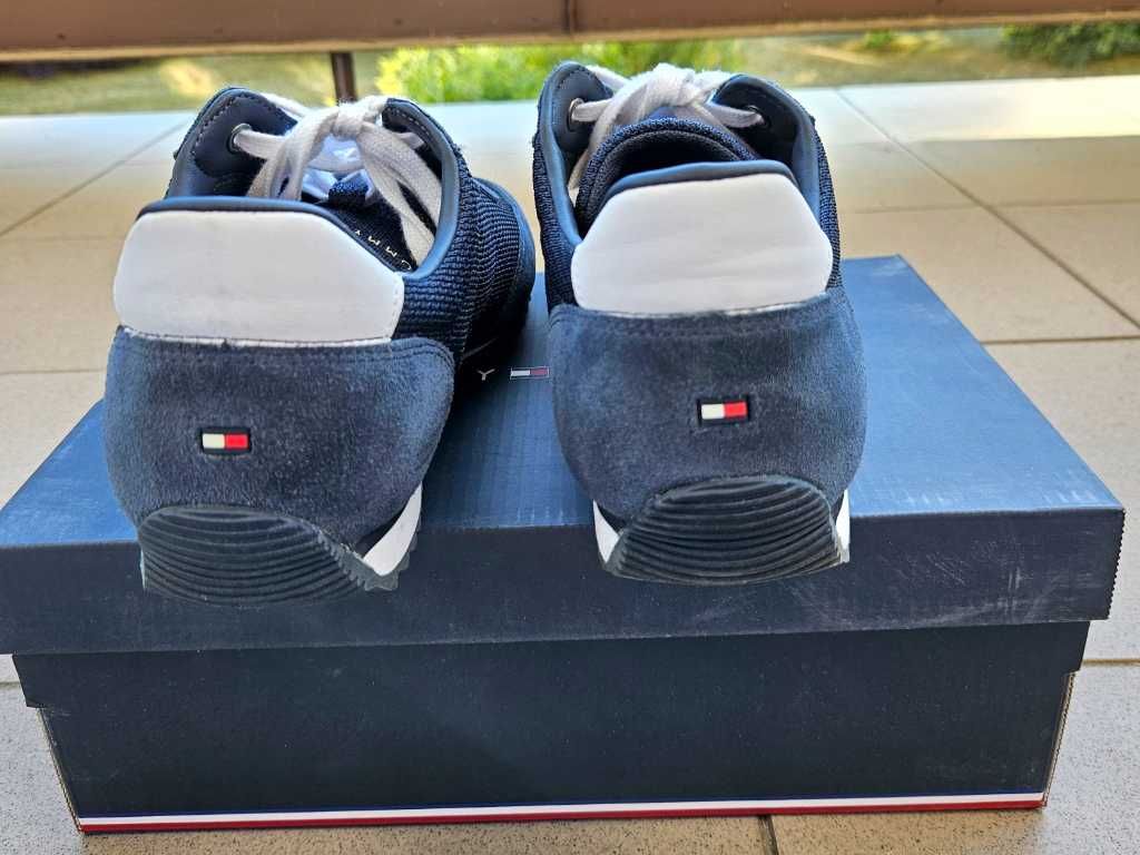 Tommy Hilfiger r.41
