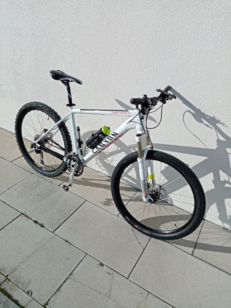 Bicicleta Canyon roda 26