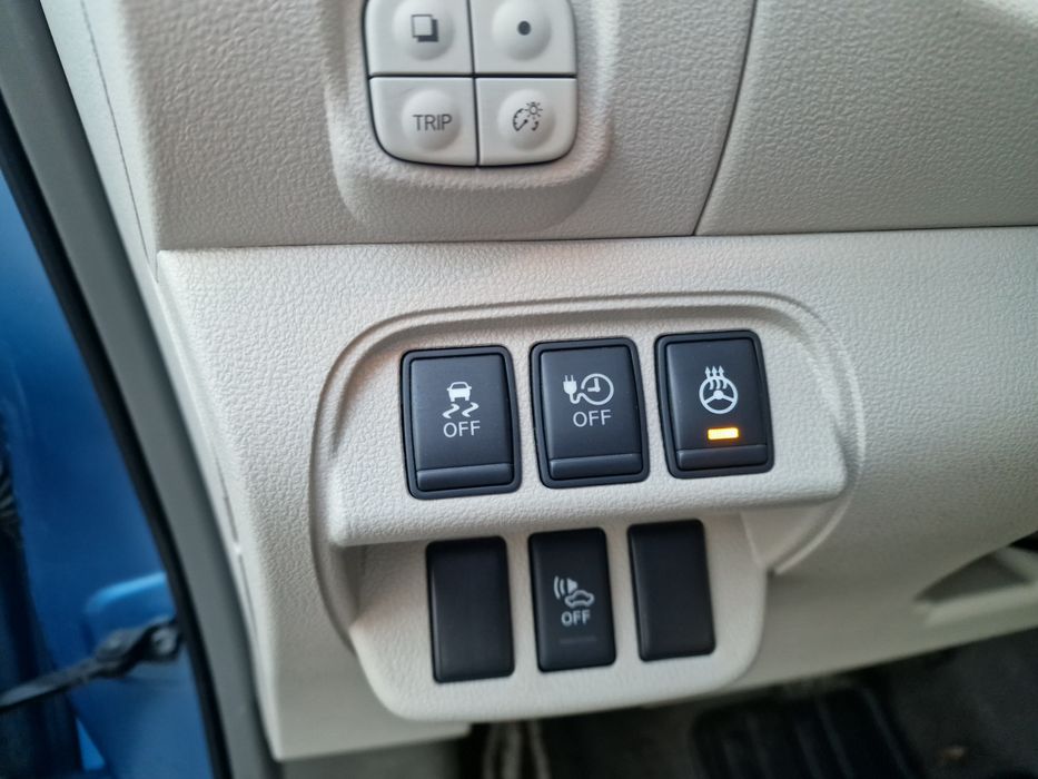 Nissan Leaf 2012рік 112т.км Батарея 10/12