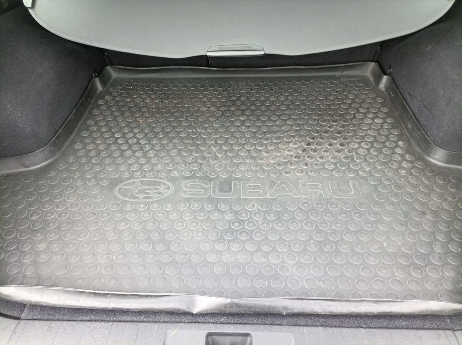 Mata bagażnika Subaru Outback IV