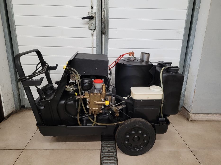 Myjka Ciśnieniowa Karcher HDS 750 * Gorąca Woda * Wolnoobrotowy silnik
