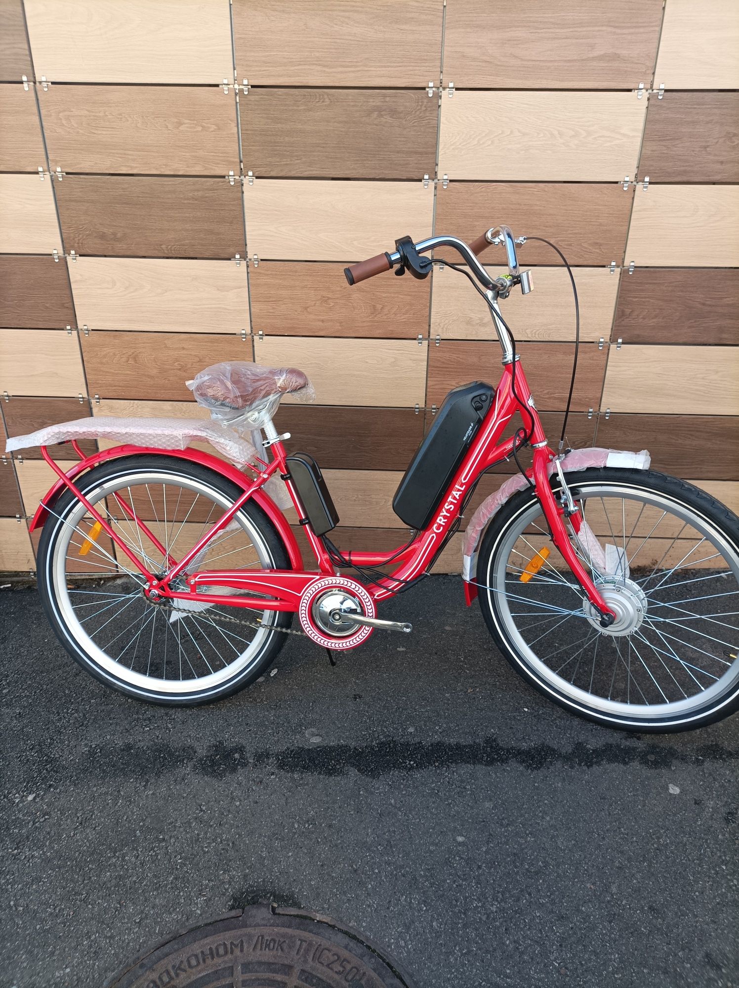 Електровелосипед Crystal 26" 350W