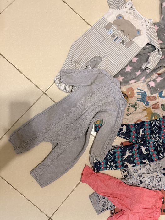 Безкоштовно дитячі речі  9-12 місяців